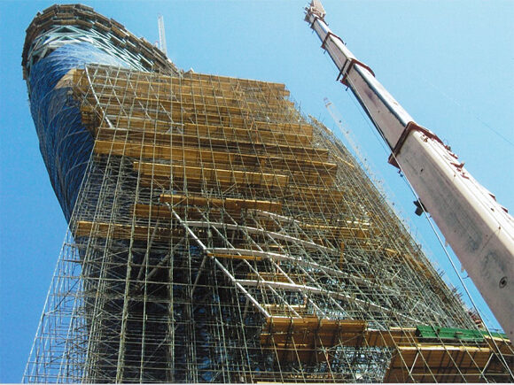 large scaffolding contractor